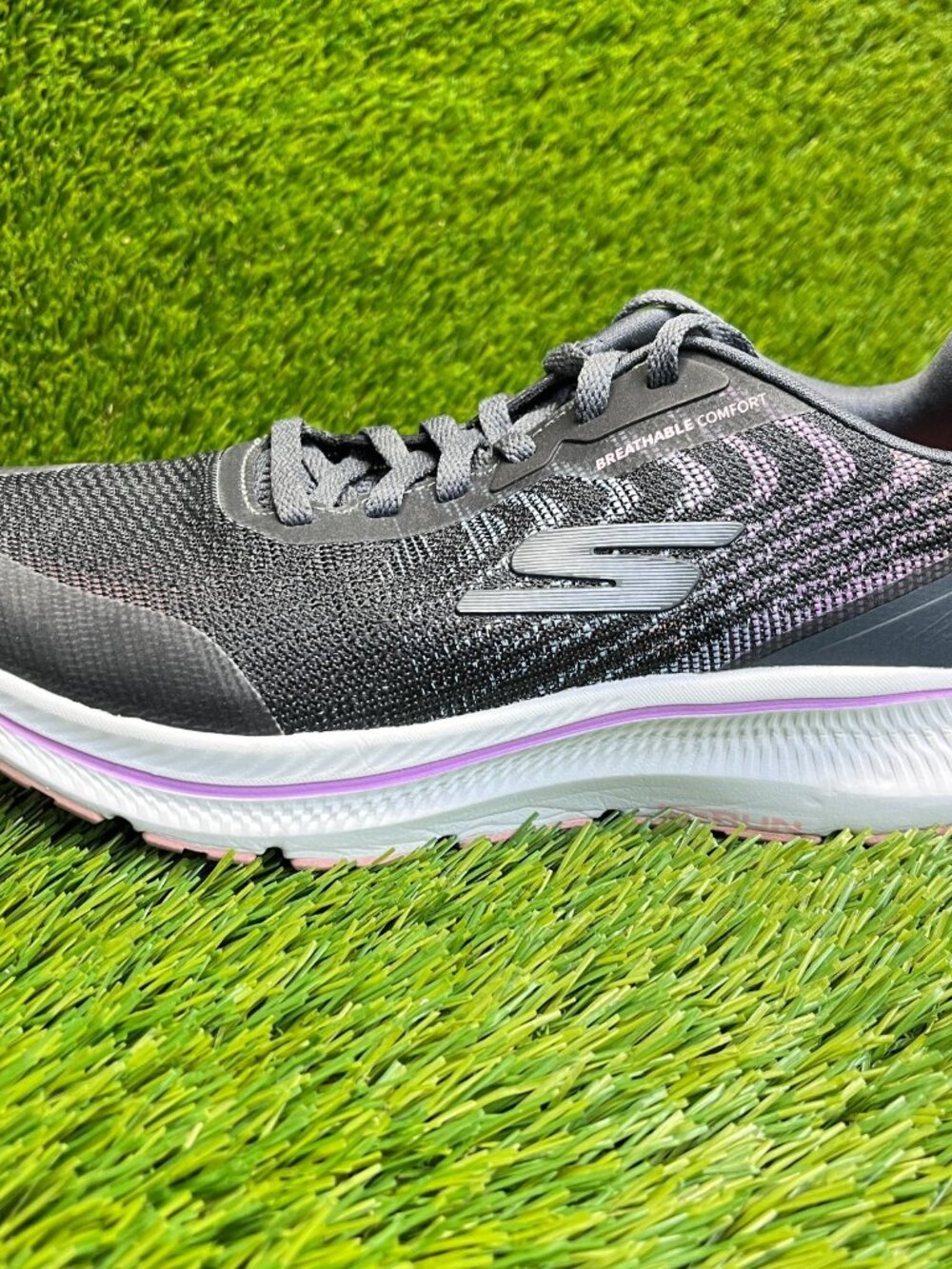 Skechers Go Run Consistent 2.0 Womens Size 8 Black White Athletic Shoes Sneakers - Picture 3 of 10